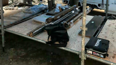 取り外した化粧材