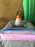 井戸にお供え♪