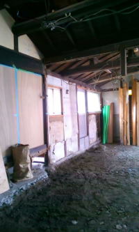 内部解体・ジャッキアップ