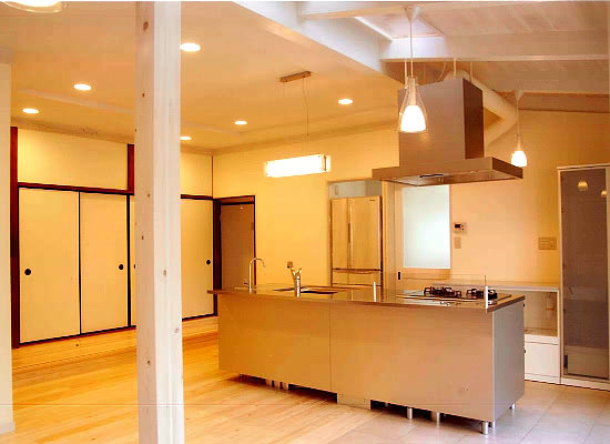 ダイニングキッチン全景